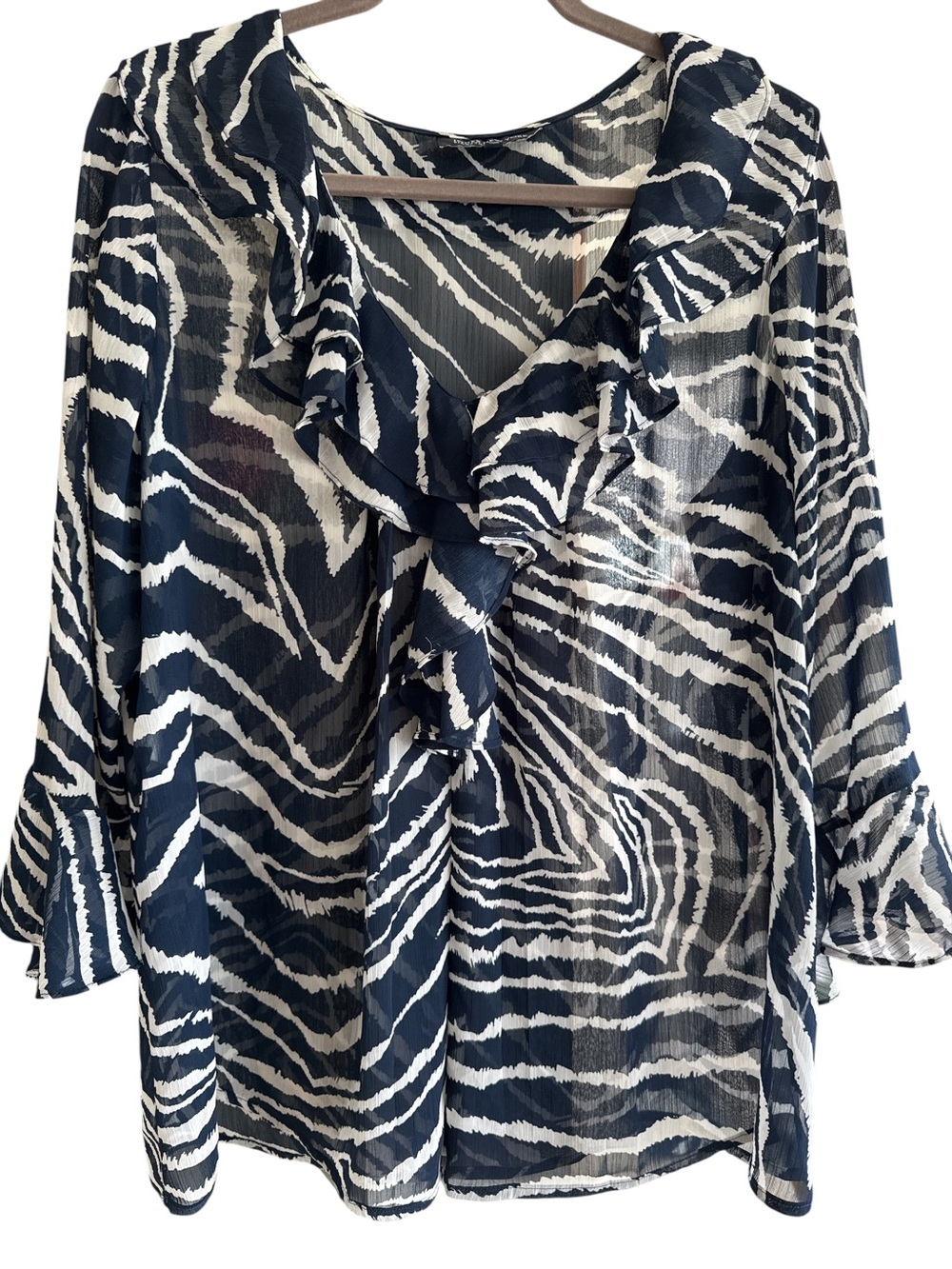 Jones New York Navy and White Zebra Ruffle V-Neck Blouse